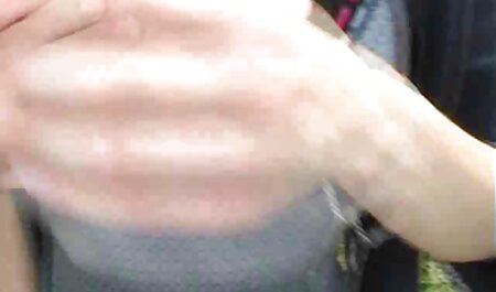 Mamie rend la film de porno arabe pipe facile