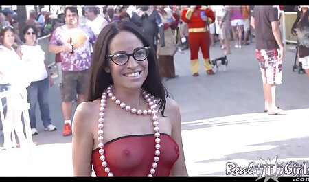 GirlfriendsFilms College Lesbiennes film pornou arabe séduites par la soeur de la sororité