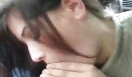 Belle maman porno cu arabe se prend du sperme dans sa chatte affamée