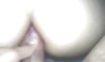 Brunette film arab xxxl hurle sur son gode