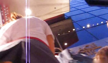 Gilf MILF épouse Jan filme erotic arabe se fait claquer dans le massage des talons # 12