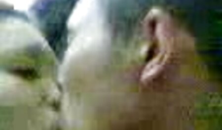 La belle-fille adolescente Iris Rose xnx porno arab séduit son beau-père