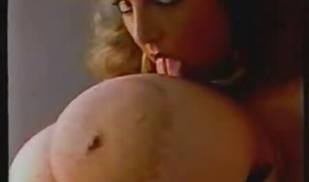 La rousse Alyssa Lynn se fait marteler par une sexe arabe movie grosse bite qui fait rage